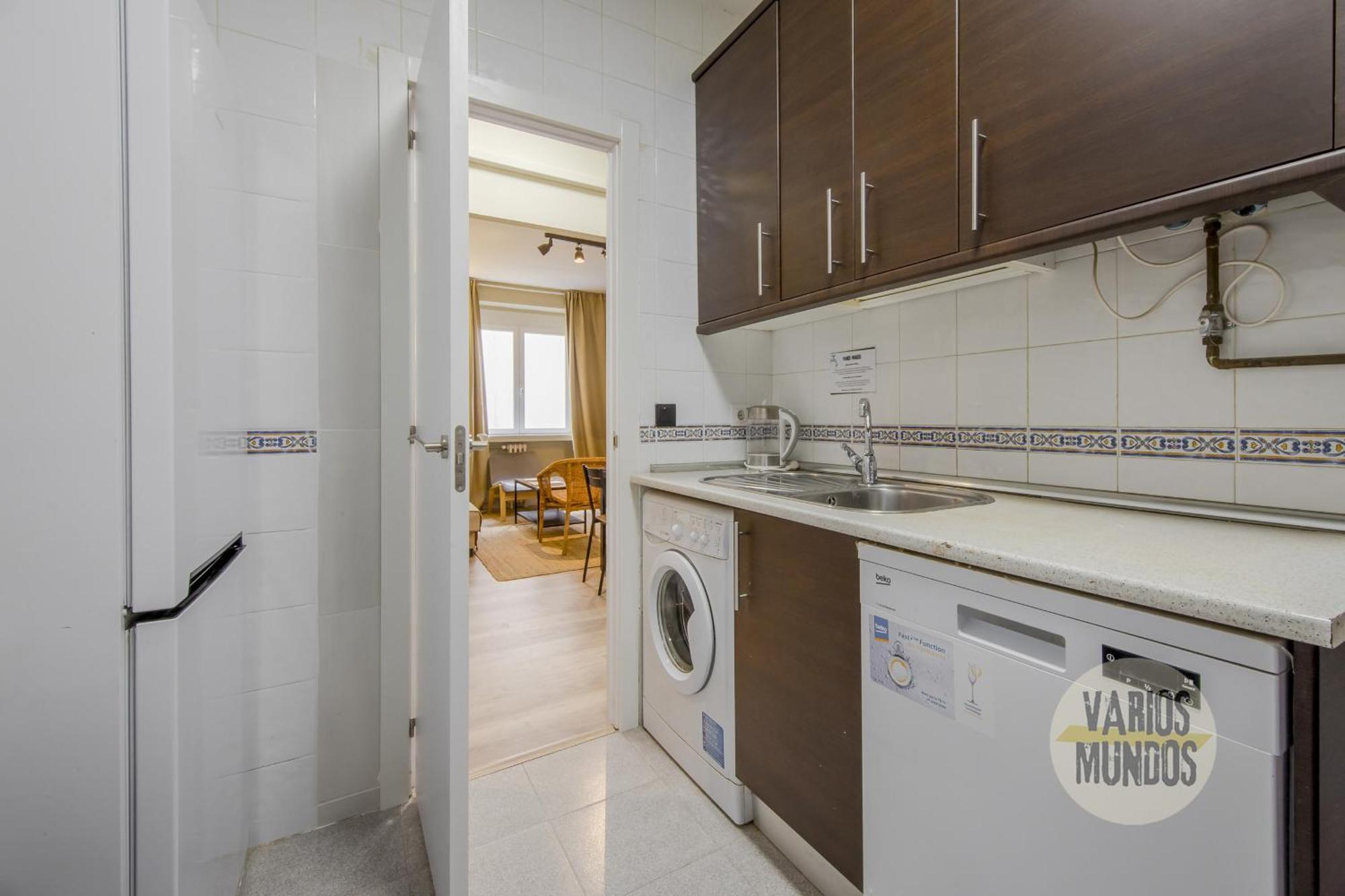 Practico Apt 7Pax En Calle Santa Ana Centro De Madrid Exterior photo